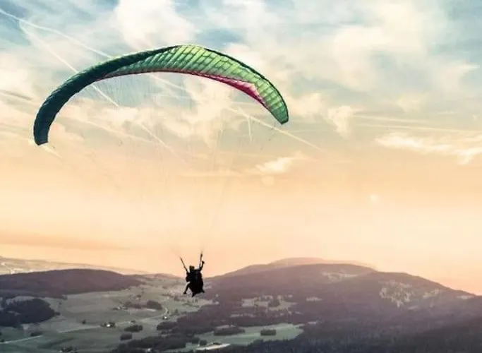 Les Gourgs Blancs - Val Louron, Vue Sur Pistes * Génos