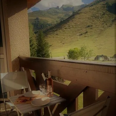 Hotel Les Gourgs Blancs - Val Louron, Vue Sur Pistes *