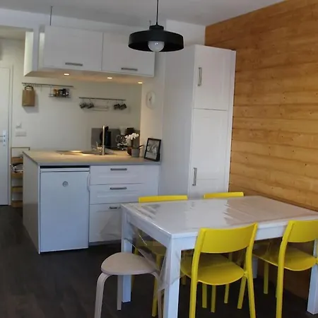 Hotel Les Gourgs Blancs - Val Louron, Vue Sur Pistes