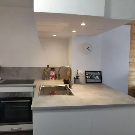 Les Gourgs Blancs - Val Louron, Vue Sur Pistes * Génos