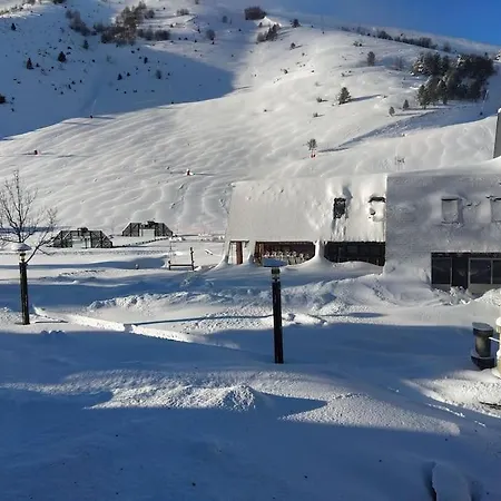 Les Gourgs Blancs - Val Louron, Vue Sur Pistes